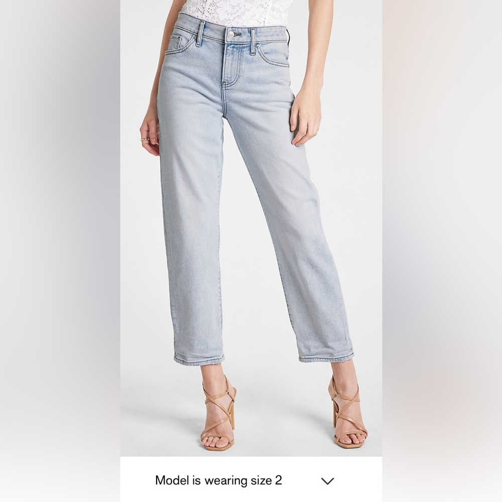 Express Mid Rise Blue Tinted Boyfriend Jeans Size 8L (worn once)